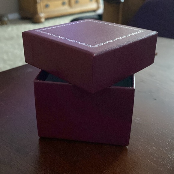 Silver Mickey ear necklace - Picture 5 of 5